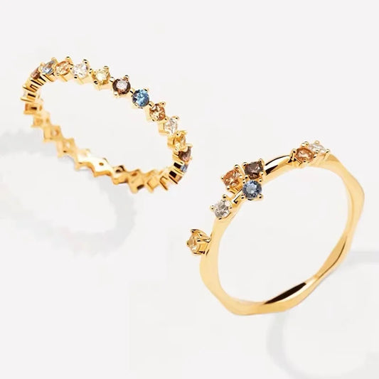 Elegant Crystal Fashion Ring - Sparkling Statement Jewelry