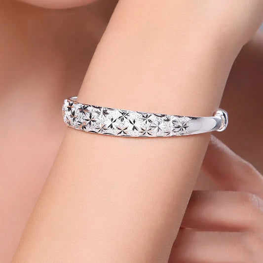 Gypsophila Star Bangle